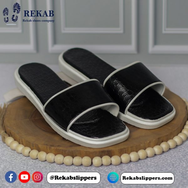 Women slippers : Leather Omega