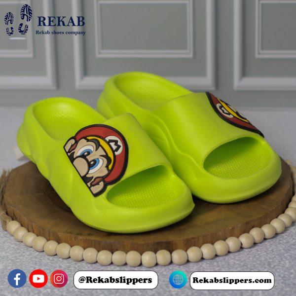 Kids slippers : Mario model