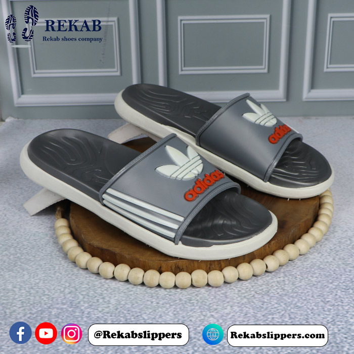 Men slippers : Adiddas code 106