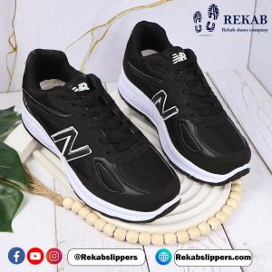buy Sneakers name : New balance code 107