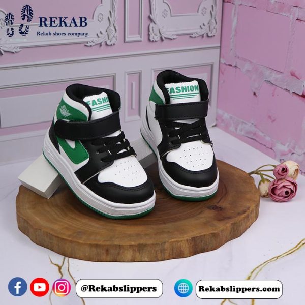 sale Kids sneakers : Jordan sneakers