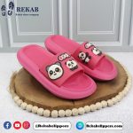 Buy girls' slippers Panda model