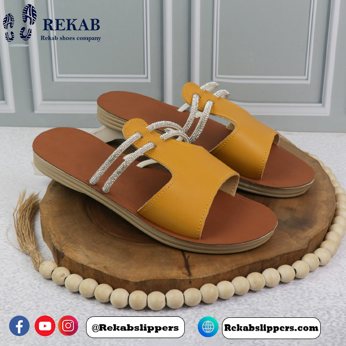 wholesale price of women slippers Gisu Do Navar model