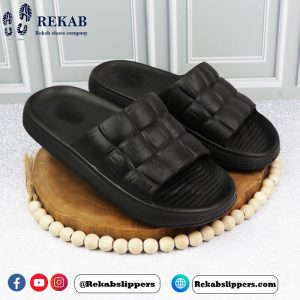 buy men's slippers Kaveh