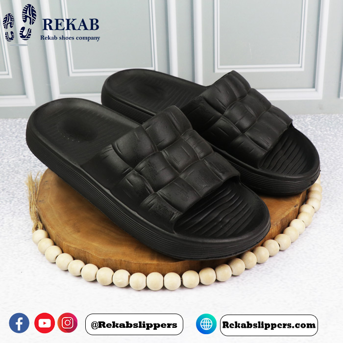 buy men's slippers Kaveh