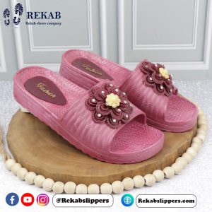 Major slippers sale Sonia model
