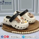 crocs for teenage girl Benita model