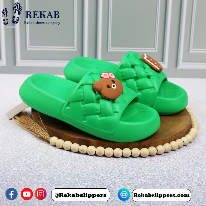 Cheap women's slippers Zhina Khersi model