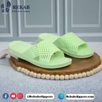Buy women's slippers hasiry model